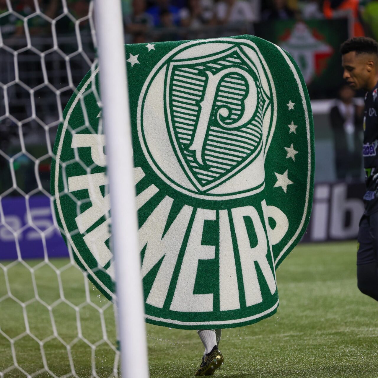 Palmeiras na final: Endrick marca em Wembley, Bernabéu e Allianz