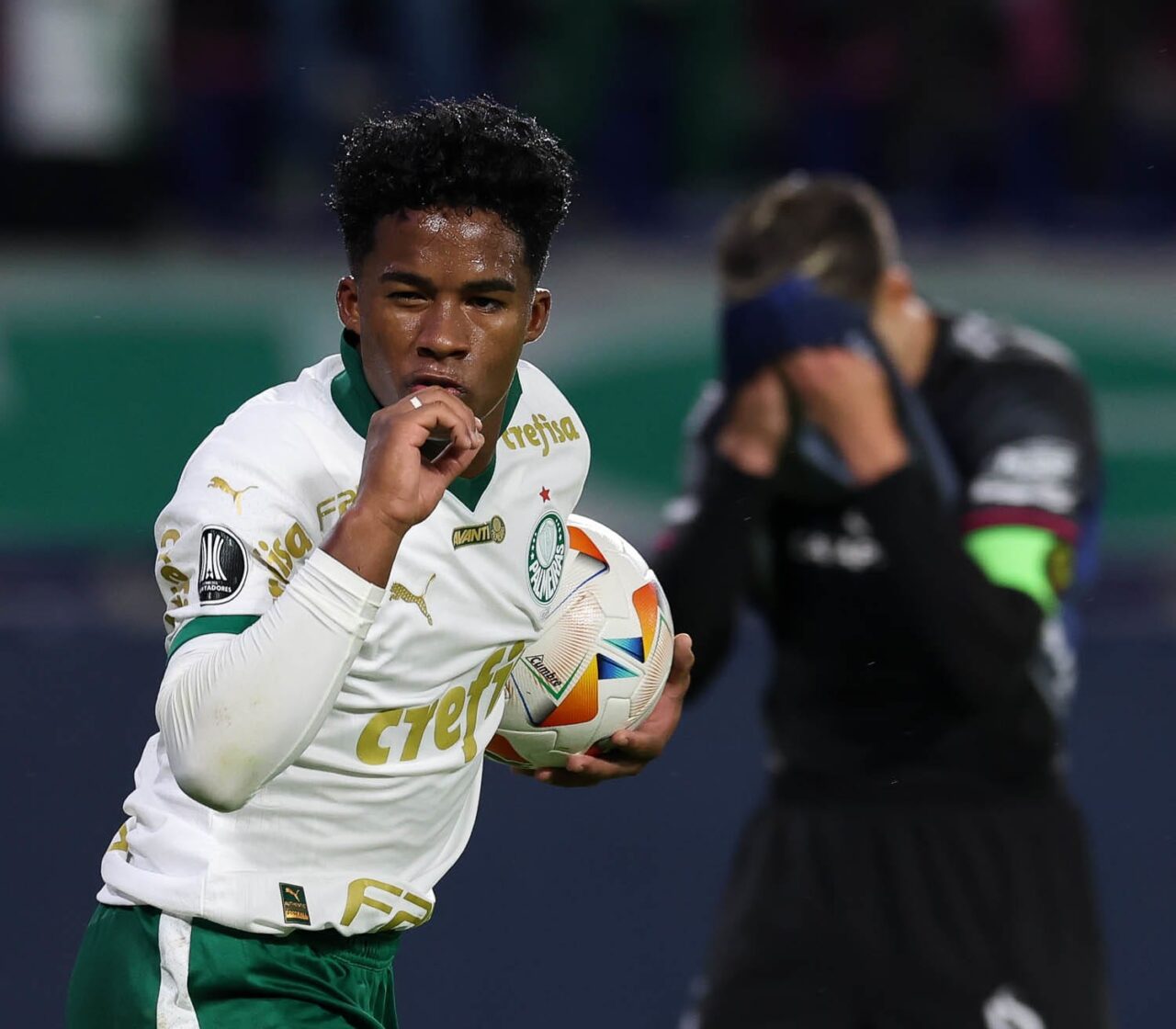 Palmeiras vira jogo após sofrer dois gols com os ‘pracinhas’ de Abel
