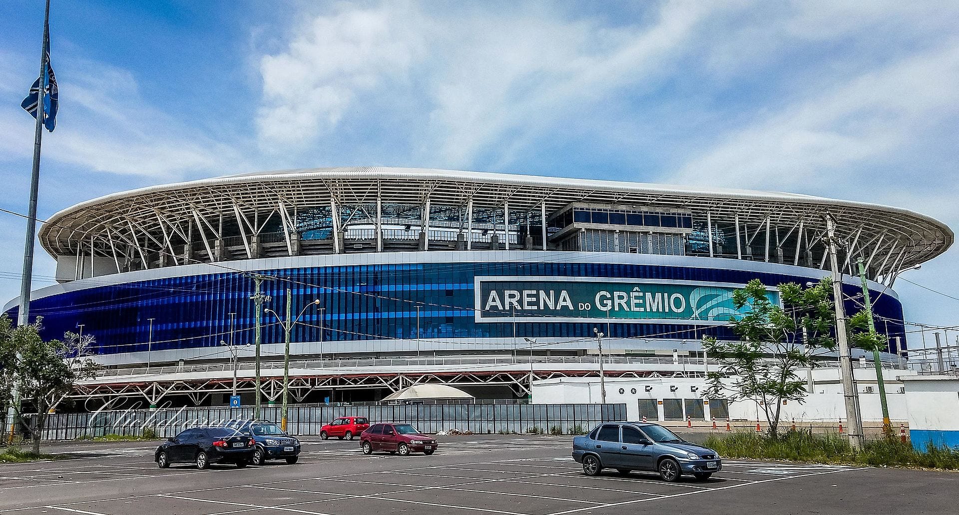 CBF deveria paralisar o futebol no Brasil por causa das tragédias e mortes no Rio Grande do Sul