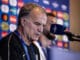 Bielsa apunhala todos nós com sua sinceridade em defesa do futebol sul-americano e da incapacidade de recusar ofertas da Europa pelos nossos talentos