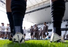 Ramón Díaz tem aval do Corinthians e se junta ao grupo de treinadores mantidos para 2025