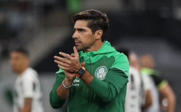 ‘Em casa vai ser diferente’, diz Abel após derrota do Palmeiras para o Botafogo e ameaça de queda na Libertadores