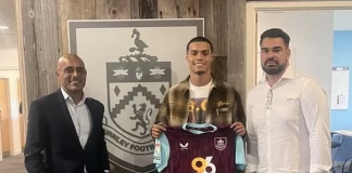 João, no Burnley, carrega nas costas as cobranças naturais e exageradas por ser filho de quem é