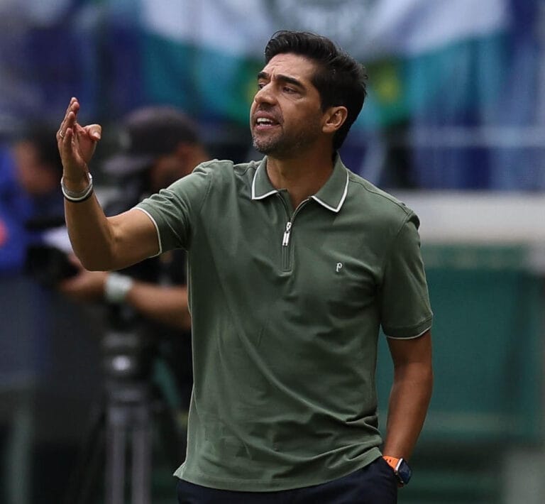 Palmeiras dá o bote no Botafogo, assume a ponta e pode repetir a ‘molecagem’ do ano passado