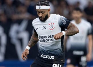 Corinthians tenta manobra para fugir de dívida, cede à pressão e reabre conversas com Memphis