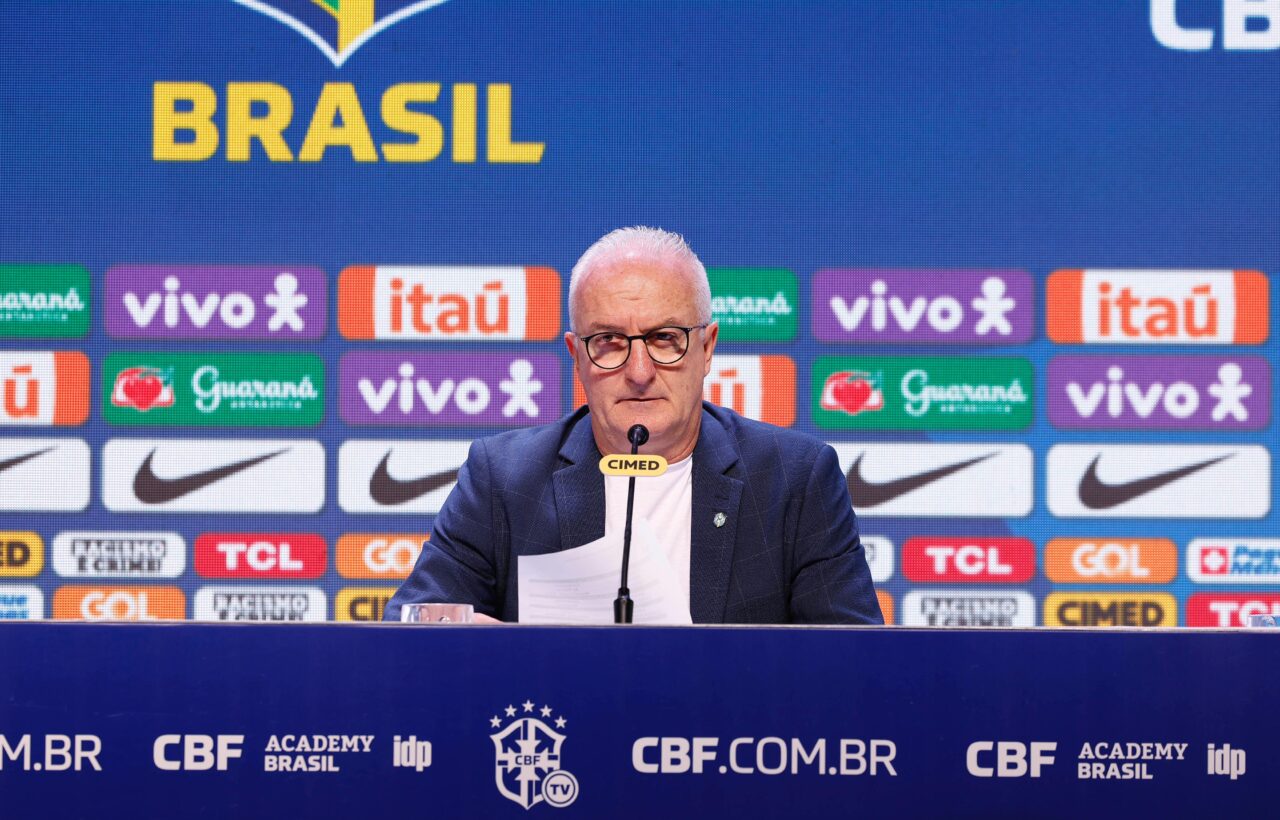 Dorival tem dois planos para a seleção: tirar a pressão dos jogadores e esperar por Neymar