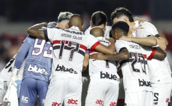 Desânimo de Crespo tem a ver com elenco pequeno, DM lento e situação de Oscar