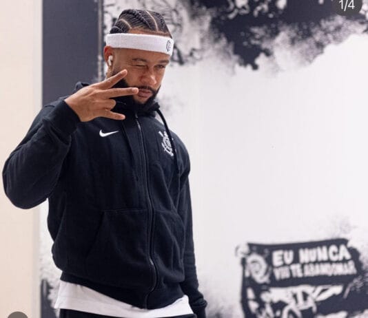 Um debate toma corpo no Corinthians da era Diniz: já dá para abrir mão de Memphis Depay?