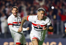 Luciano marca pela quarta vez seguida, dá vitória ao São Paulo e se torna o terceiro maior goleador do time no Brasileirão