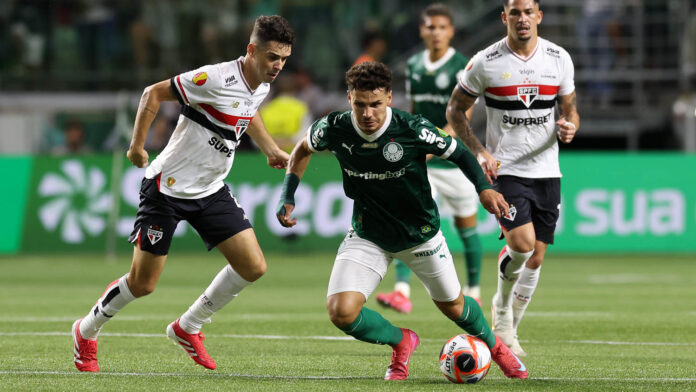 Raphael Veiga gol Palmeiras