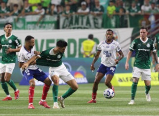 Poder de fogo do Palmeiras, com Paulinho, Vitor Roque, Estêvão e Flaco, não funciona contra o Bahia