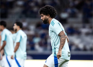 Jardim já sabe que está mexendo com marimbondos ao deixar Dudu e Gabigol no banco do Cruzeiro
