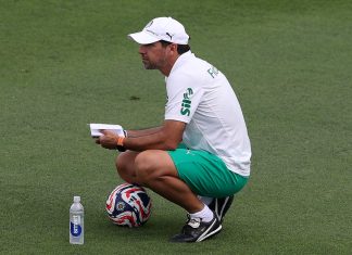 Good Morning, NY: ‘Quando temos tempo de treino, o futebol brasileiro é competitivo. Sobre Paulinho, só posso tê-lo por 30 minutos’