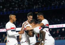 São Paulo sai na frente contra o Athletico e poderia ter feito mais