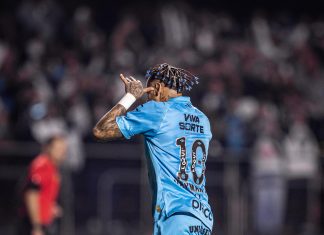 Neymar faz 5º jogo seguido e manda recado para Ancelotti