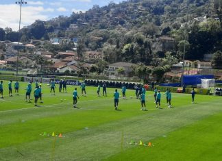 Ancelotti em busca dos nomes para a Copa: há 70 em observação
