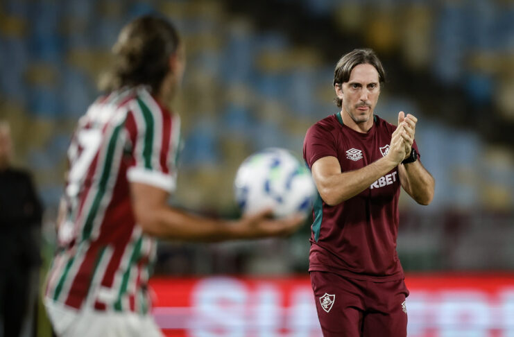 Enquanto acerta os detalhes com Hulk, Fluminense encara o Bolivar na altitude de La Paz