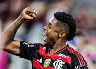 Flamengo chuta cansaço, bate Sport com show de Arrascaeta e toma a liderança do Palmeiras