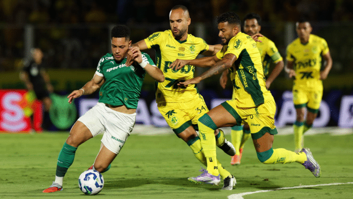 Vitor Roque Palmeiras Mirassol