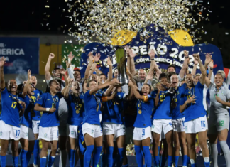 Seleção brasileira feminina de futebol sobe no ranking da Fifa e fecha 2025 em 6º lugar