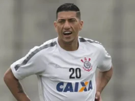 Nani, Mata, Balotelli e Ralf desafiam a aposentadoria longe dos holofotes, mas dentro de campo