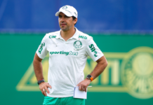 ‘O problema do Palmeiras é a forma que o time está jogando e as apostas de Abel’, diz colunista