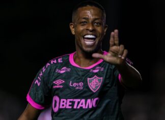 Coritiba tenta fechar duas contratações antes da estreia no Brasileirão: Keno e Tiquinho