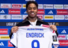 Endrick permanece no Real Madrid, reassume a camisa 9 e encara concorrência pesada no ataque