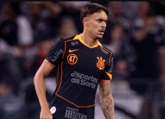 Tchoca é reprovado em exame médico do Torino por ter artrite e retorna ao Corinthians