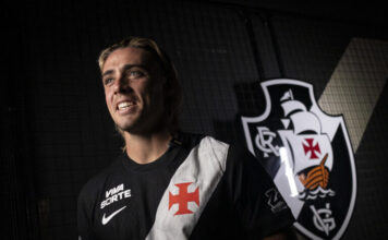 Quem é Spinelli, que salvou o Vasco no Estadual? Atacante é comparado a Caniggia e foi treinado por Maradona