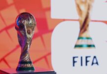 De novas regras na arbitragem à guerra entre EUA e Irã: o panorama da Copa há três meses de a bola rolar