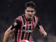 Porto não quis ficar com o lateral Moreira e jogador de 21 anos retorna ao São Paulo