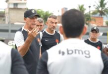 Sem ‘intocáveis’, Renato Gaúcho escala o melhor Vasco contra o Paysandu pela Copa do Brasil
