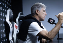 Da lanterna à 15ª posição: as chaves da evolução do Vasco sob o comando de Renato Gaúcho