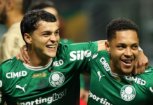 Sosa artilheiro, arbitragem protagonista e open bar de pancada: a estreia do Palmeiras