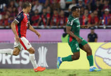 Palmeiras vacila do 2º tempo, cede empate ao Cerro e perde liderança do grupo na Libertadores