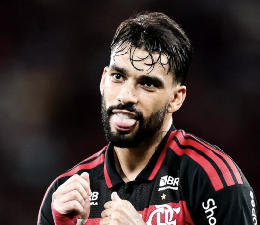 Em noite de tributo a Oscar, bonde do Flamengo atropela Bahia e chega na parte de cima da tabela