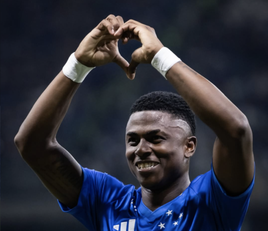 Em jogo com ‘cara e pagada de Libertadores’, Cruzeiro derrota o Boca Juniors no Mineirão