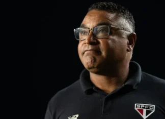 Pressão aumenta sobre Roger Machado após derrota do São Paulo para o Vasco de virada