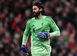 Goleiro Alisson sofre lesão no Liverpool e vira dúvida na seleção para a Copa do Mundo