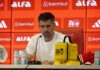 Pezzolano lamenta que o rival Grêmio sepultou o ano do Inter após a eliminação na Copa do Brasil: ‘Golpe duríssimo’