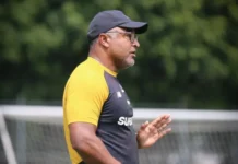 Roger Machado promove mudanças no São Paulo e vai desafiar o Vasco, de Renasto, pelas pontas