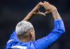 Com Cruzeiro e Palmeiras, Brasil fecha fase de grupos sem baixas na Libertadores e Sul-Americana Libertadores Camisa dez do Cruzeiro, o meia Matheus Pereira é amor e carinho na comemoração do seu primeiro gol