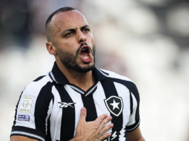 Arthur Cabral marca 1, marca 2, marca 3… tem coisas que só acontecem com o Corinthians!