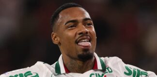 Allan cresce, decide e reforça plano do Palmeiras para uma nova venda milionária Allan O garoto Allan celebra o seu gol na vitória sobre o Flamengo em mais atuação decisiva em jogo grande do Palmeiras