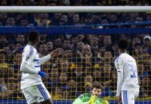 Cruzeiro resiste à pressão do Boca e fica perto do mata-mata na Libertadores Cruzeiro, do goleiro Otávio, que fza a defesa, segura a pressão do Boca Juniors