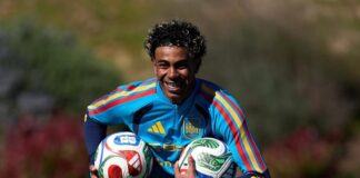 Real Madrid O jovem Yamine Lamal, que se recupera de contusão, é um dos oito jogadores do Barcelona na convocação da Espanha