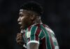 Fluminense O volante Hércules mostra mais uma vez o seu faro de gol e anota o segundo gol do Tricolor / Fluminense