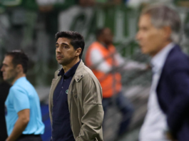 Abel Ferreira admite jogo ruim do Palmeiras na Libertadores e defende elenco vaiado pela torcida