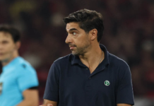 Abel defende elenco após empate e aposta em força como visitante na Libertadores